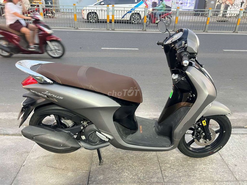 janus khóa smartkey 2020 mới 90% Bstp chính chủ. Mua bán Xe máy tại Quận Tân Phú Tp Hồ Chí Minh được đăng bởi Tuanduy hình 6