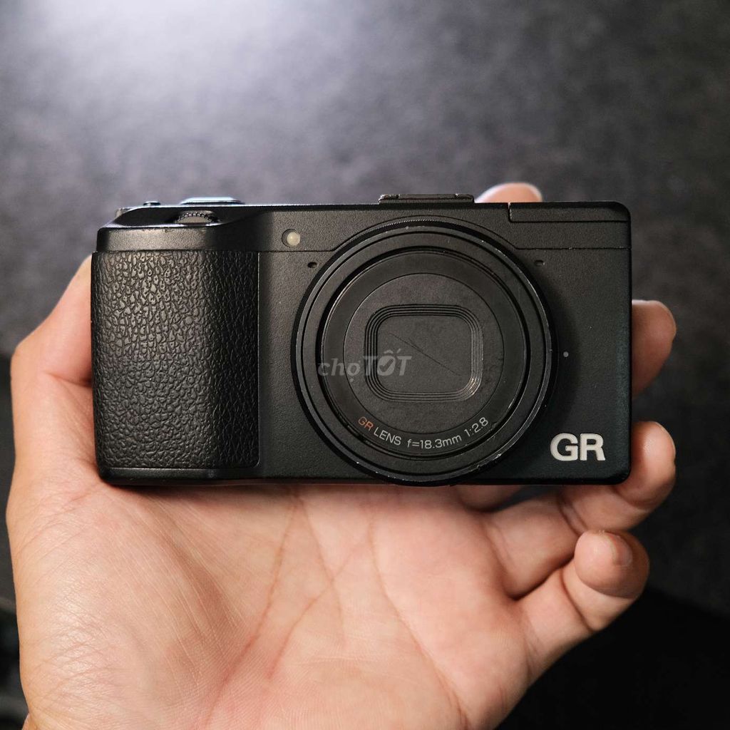 Ricoh GR1 chiếc máy ảnh thư giản