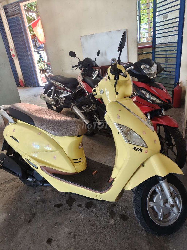 Cần bán lại xe Attila Elizabeth 2012 Fi phun xăng. Mua bán Xe máy tại Quận Sơn Trà Đà Nẵng được đăng bởi Aklai hình 2