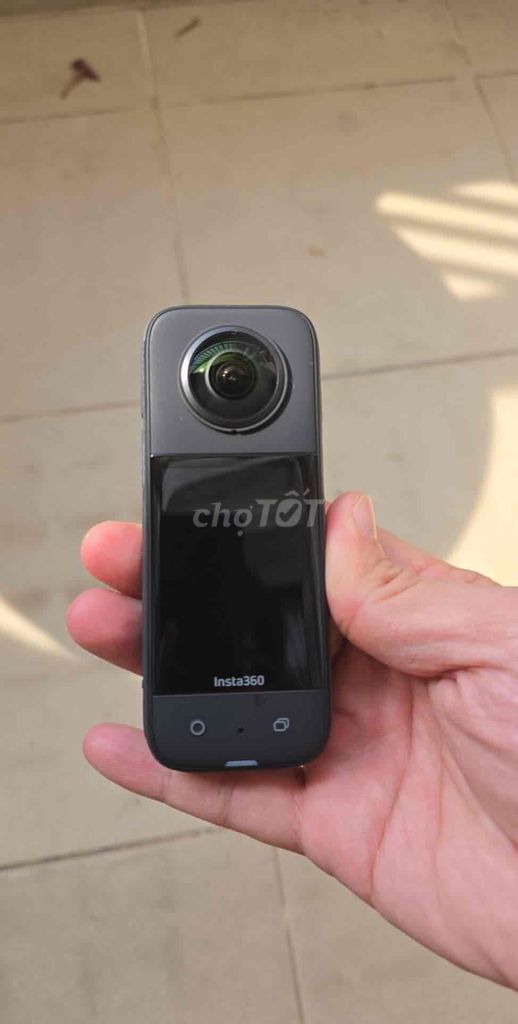 Insta 360 OneX3 giá siêu rẻ cho anh em