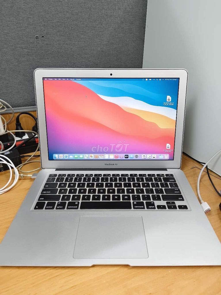 Macbook Air 2017 8GB/128GB pin 5h. Mua bán Laptop tại Quận Tân Phú Tp Hồ Chí Minh được đăng bởi Ve chay đồ cũ thanh lý hình 1
