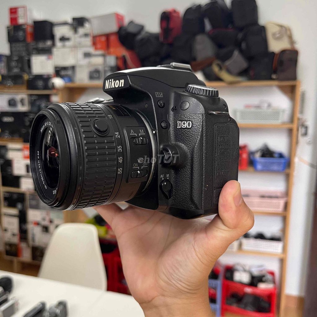 Máy ảnh Nikon D90 Đen Đã qua sử dụng. Mua bán Máy ảnh, Máy quay tại Quận Hải Châu Đà Nẵng được đăng bởi Phan Hoàng hình 1