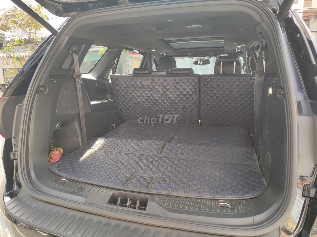 Ford Everest 2018 Titanium Đen 139.000 km. Mua bán Ô tô tại Quận 8 Tp Hồ Chí Minh được đăng bởi Sang Bùi hình 8