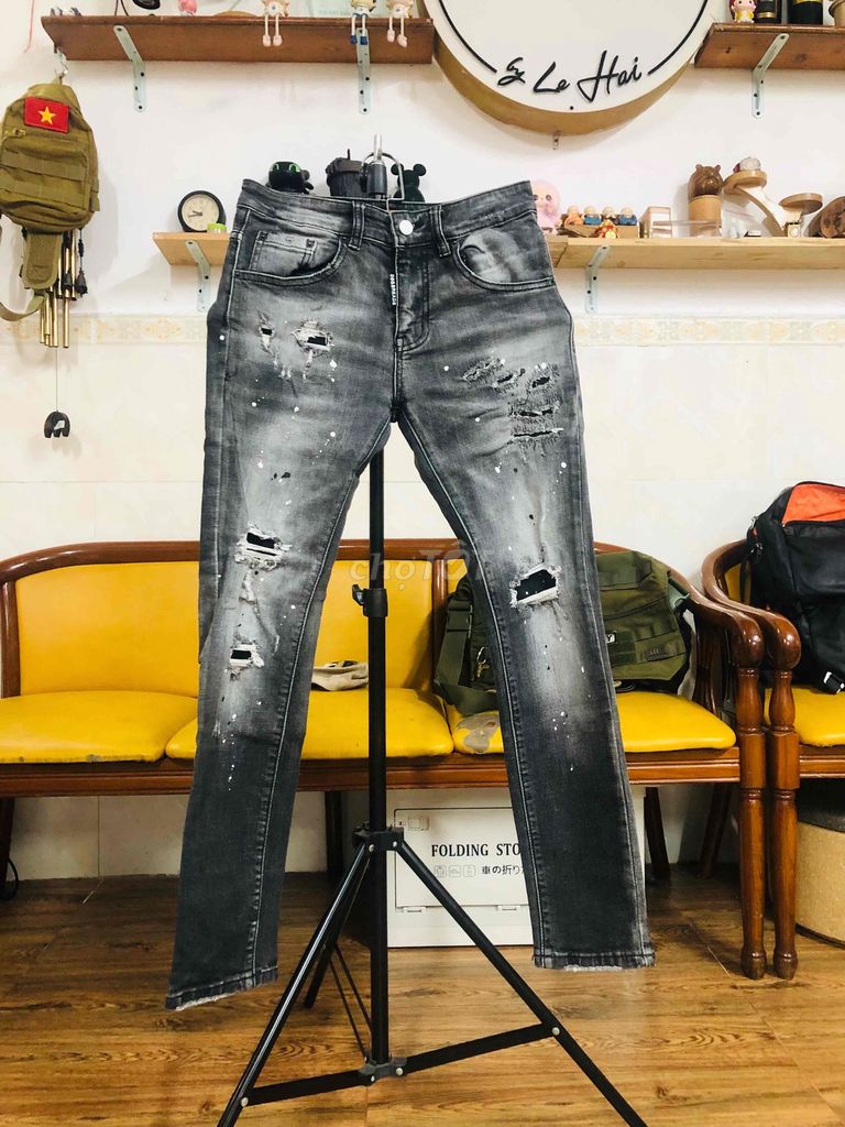 Quần jean Dsquared2 nam xám size 28. Mua bán Quần áo tại Quận Tân Phú Tp Hồ Chí Minh được đăng bởi Hải hình 1
