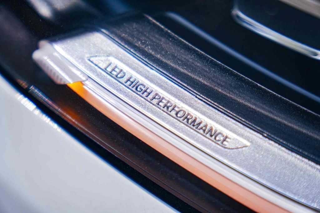 Mercedes Benz GLC 200 4MATIC  2022 - 72 km 1 chủ. Mua bán Ô tô tại Quận Tân Phú Tp Hồ Chí Minh được đăng bởi Văn Hải hình 15