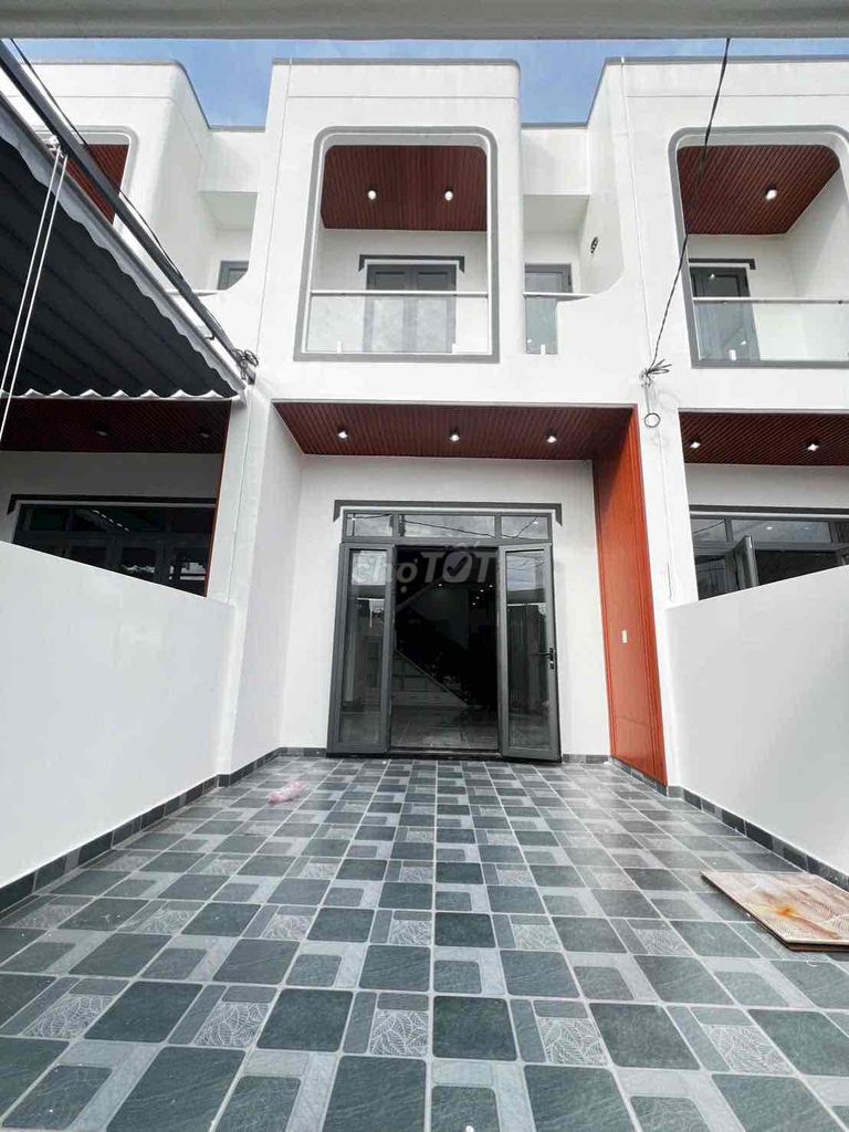 NHÀ PHƯỚC TÂN KO NGẬP SỔ RIÊNG HOÀN CÔNG GẦN SƠN TIÊN