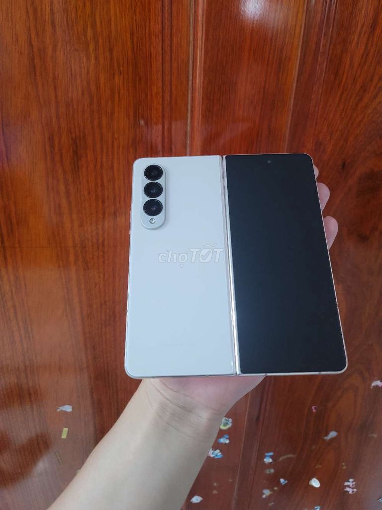 Samsung Galaxy Z Fold 4 256GB Trắng. Mua bán Điện thoại tại Quận 7 Tp Hồ Chí Minh được đăng bởi HaiDo Store   hình 1