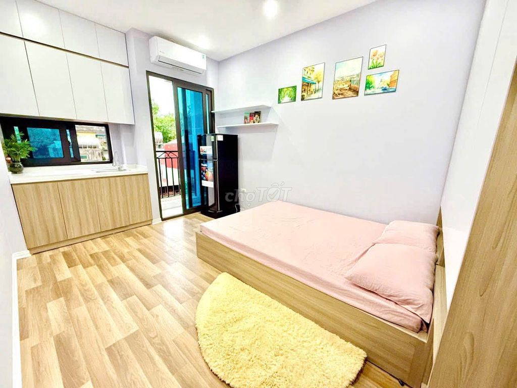 Phòng trọ Studio ban công full nội thất Đống Đa 5tr3