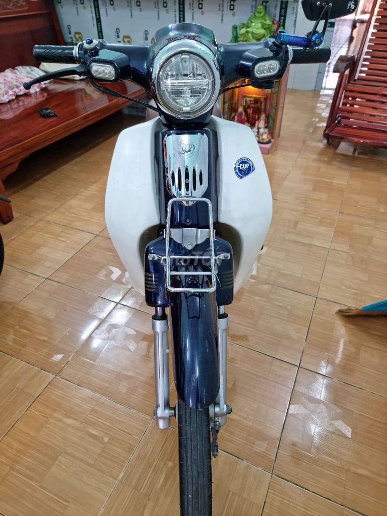Honda Super Cub 50 Xanh trắng. Mua bán Xe máy tại Quận Ninh Kiều Cần Thơ được đăng bởi CHXM Trung Trưc  hình 1