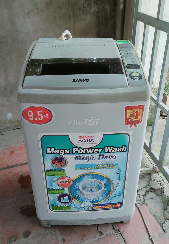 Thanh lý máy giặt Sanyo 9kg giặt vắt êm. Mua bán Máy giặt tại Quận Cầu Giấy Hà Nội được đăng bởi Phương hình 1