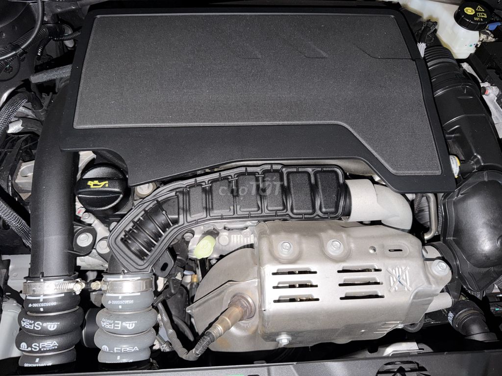 Peugeot 2008 2024 GT Line 47Km. Mua bán Ô tô tại Quận 12 Tp Hồ Chí Minh được đăng bởi Ngoc Yen hình 6