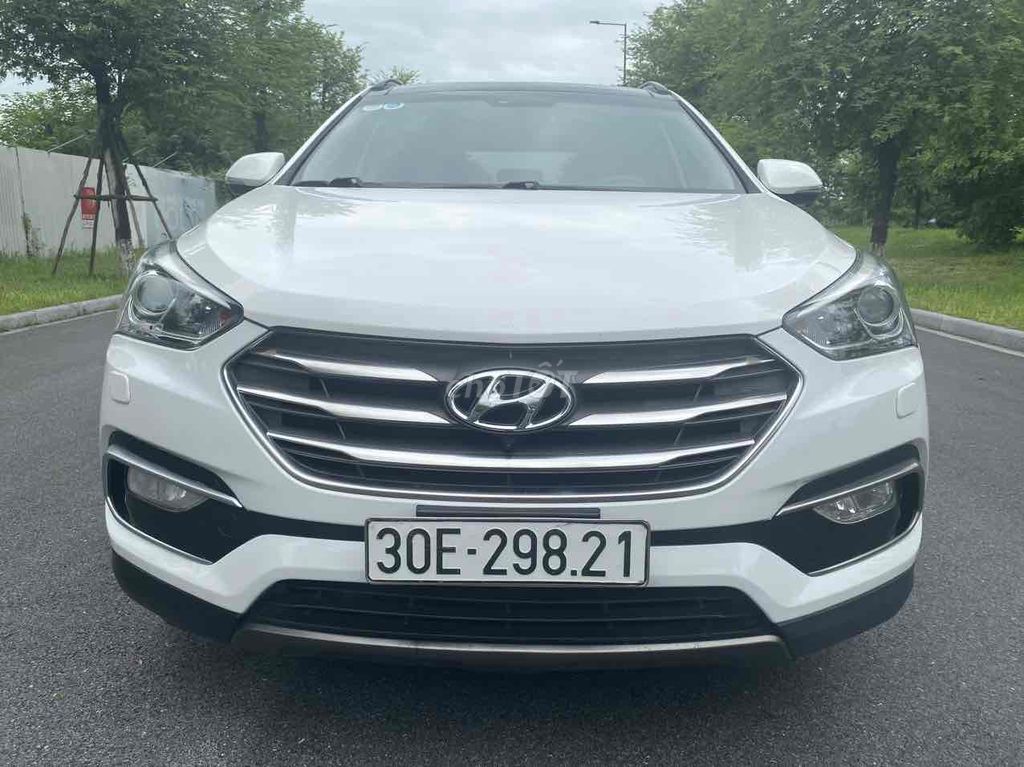 Hyundai Santa Fe 2017 bản 2.2 AT 4WD ful dầu