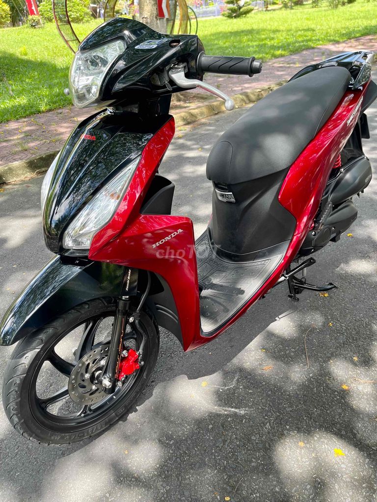 Cần bán Vison Đỏ Candy đẹp keng ( chính chủ ). Mua bán Xe máy tại Thành phố Sa Đéc Đồng Tháp được đăng bởi Binh hình 2