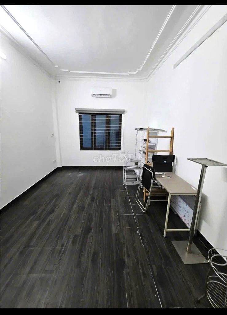 Аренда дома целиком в переулке 13 Йен Хоа, Кау Зяй, 32м² x 4 этажа