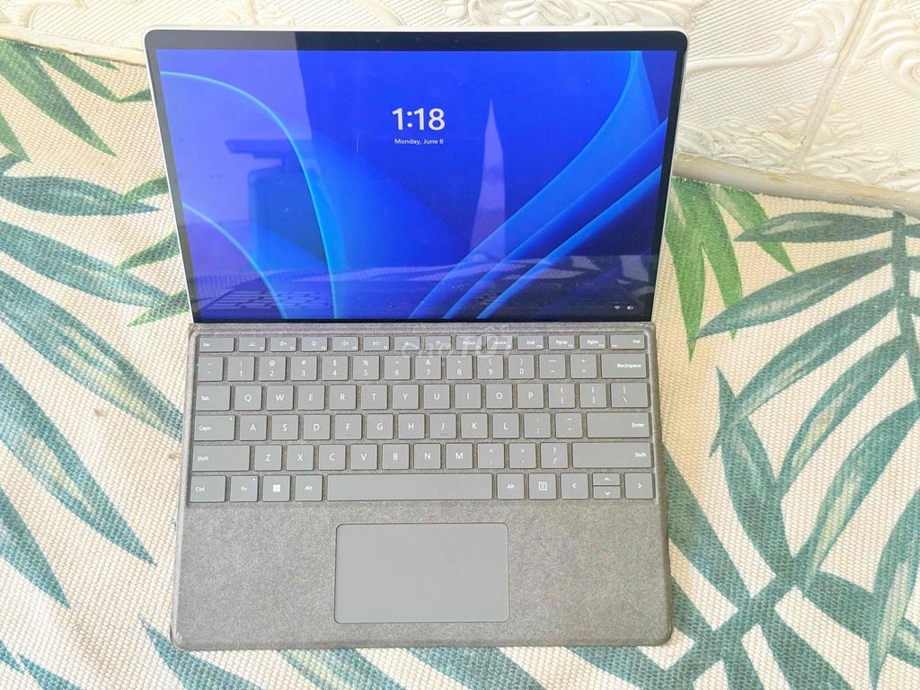 Microsoft Surface Pro 8 i7 13 inch 16GB/256GB. Mua bán Laptop tại Quận 3 Tp Hồ Chí Minh được đăng bởi Laptop macbook sumi hình 1