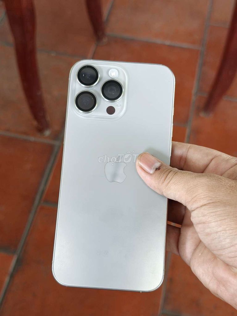 iPhone 16 Pro Max 256GB Bạc. Mua bán Điện thoại tại Thành phố Châu Đốc An Giang được đăng bởi huệ lâm hình 1
