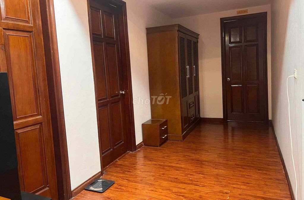 Квартира в ЖК CT2 Нго Тхи Ням, угловая: 116 кв.м, 3 спальни, 2 санузла, цена 7,25 млрд донгов