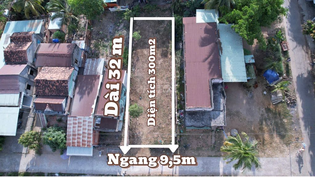 Đất Nền Xuân Lộc. DT gần 300m2, Ngang 9.5m, Dài 32m Cách QL1A 100m