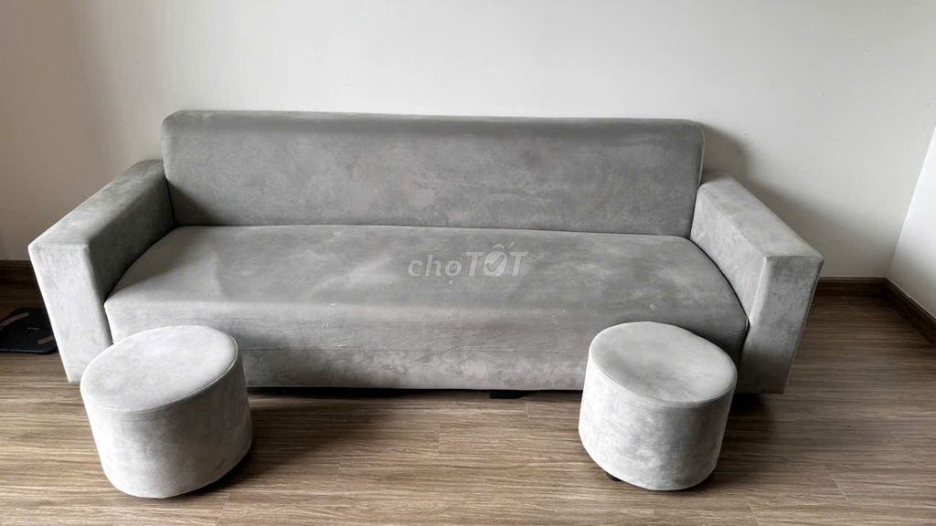 Ghế sofa vải xám còn rất tốt. Mua bán Bàn ghế tại Quận Nam Từ Liêm Hà Nội được đăng bởi Alex Mota hình 1