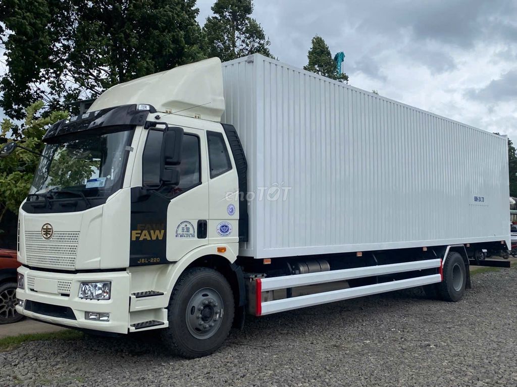 XE FAW 8 TẤN THÙNG KÍN CONT 60 KHỐI CAO 2M52. Mua bán Xe tải, xe ben tại Thành phố Biên Hòa Đồng Nai được đăng bởi PHU MAN XE TAI MOI CU hình 3