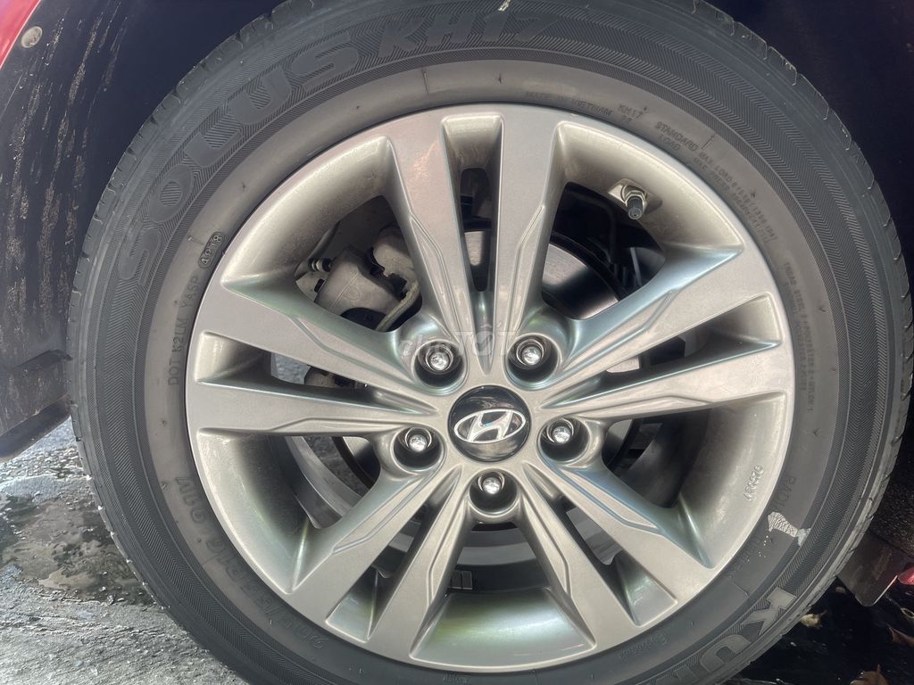 Hyundai Elantra 2018 1.6 AT - 41728 km. Mua bán Ô tô tại Huyện Vĩnh Linh Quảng Trị được đăng bởi Trung Phan hình 20