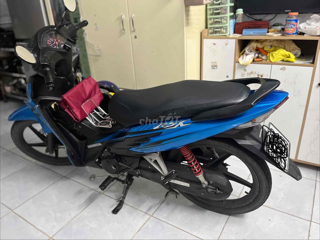 Honda RSX Xanh dương đã sử dụng. Mua bán Xe máy tại Quận 4 Tp Hồ Chí Minh được đăng bởi Hiếu Hoàng hình 1