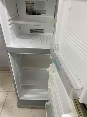 Tủ lạnh 160L Sanyo cũ hình thức tốt