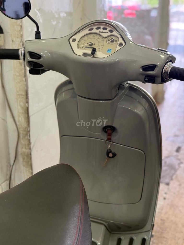 Piaggio Vespa LX125 3Vie Đời 2014 . BSTP. Mua bán Xe máy tại Quận Phú Nhuận Tp Hồ Chí Minh được đăng bởi Ngọc Huy hình 3