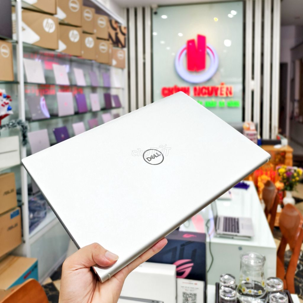 Dell Inspiron 5510 Thiết kế siêu mỏng, sang trọng