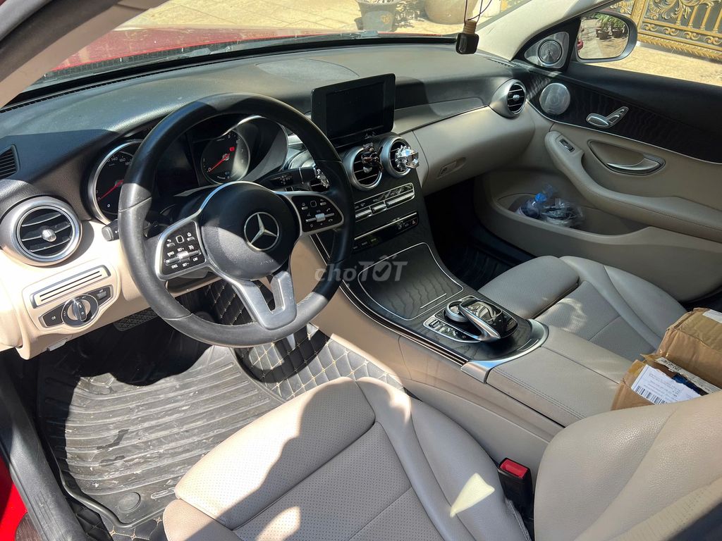 Mercedes Benz C Class 2019 C200 Facelift. Mua bán Ô tô tại Thành phố Thủ Đức Tp Hồ Chí Minh được đăng bởi HB AUTO  hình 5
