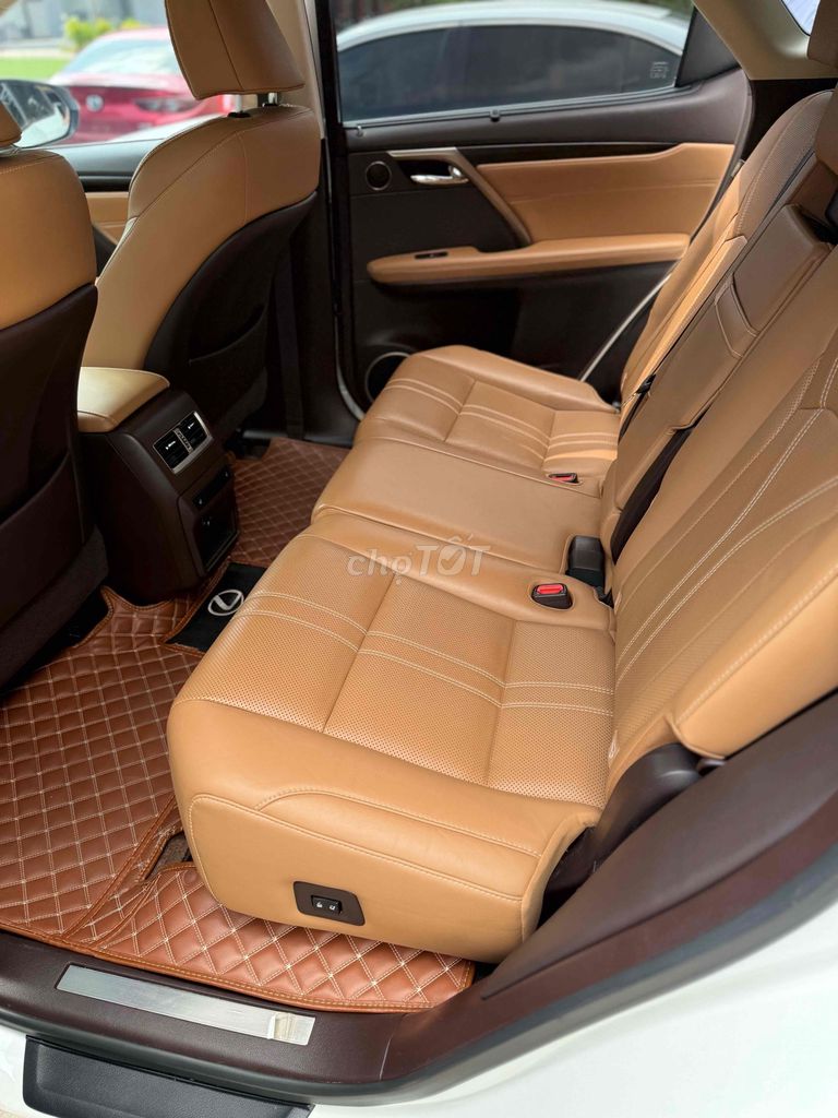 Lexus RX 2019 300 - 55000 km. Mua bán Ô tô tại Thành phố Thủ Đức Tp Hồ Chí Minh được đăng bởi Lê Nhường hình 12