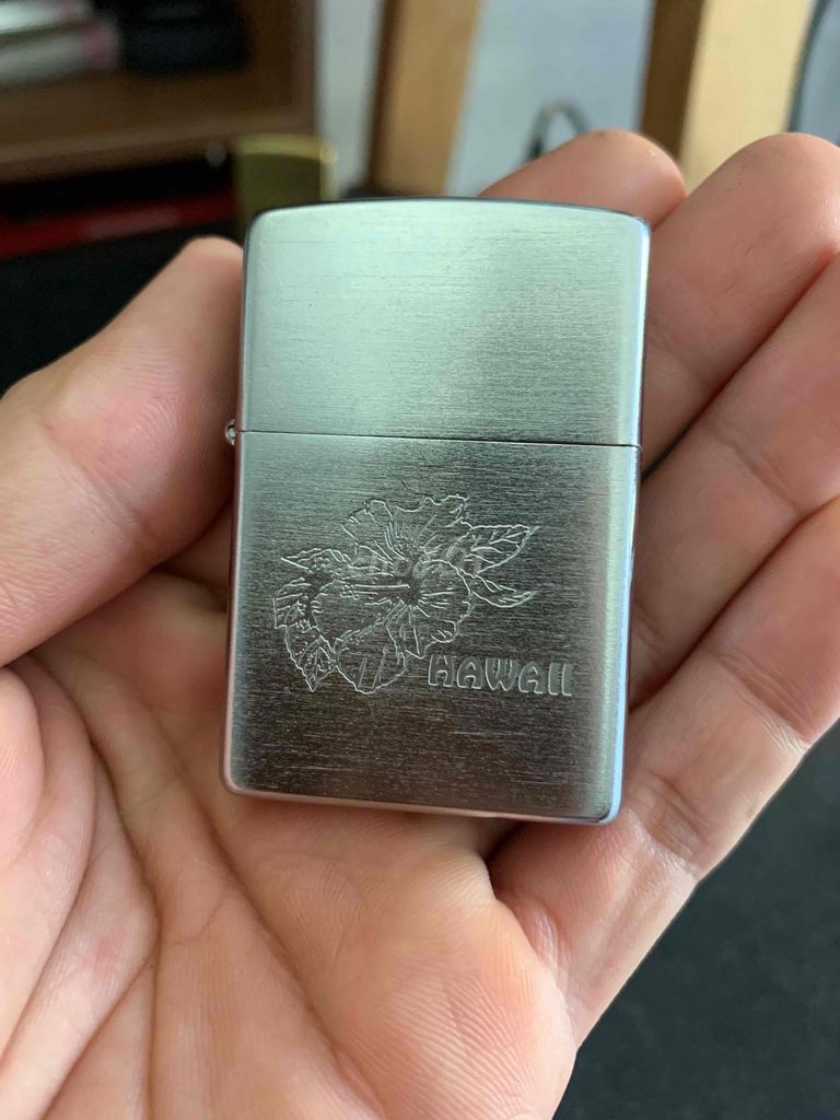 Bật lửa Zippo 2004 phay xước. Mua bán Đồ sưu tầm, đồ cổ tại Huyện Đức Linh Bình Thuận được đăng bởi Nguyễn Thái hình 1