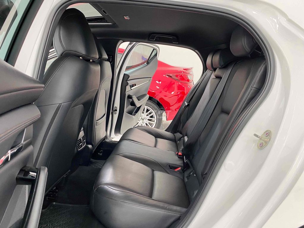 Mazda 3 2024 HB Sport Premium - 24000km. Mua bán Ô tô tại Thành phố Thủ Đức Tp Hồ Chí Minh được đăng bởi Quốc Nhẫn hình 6