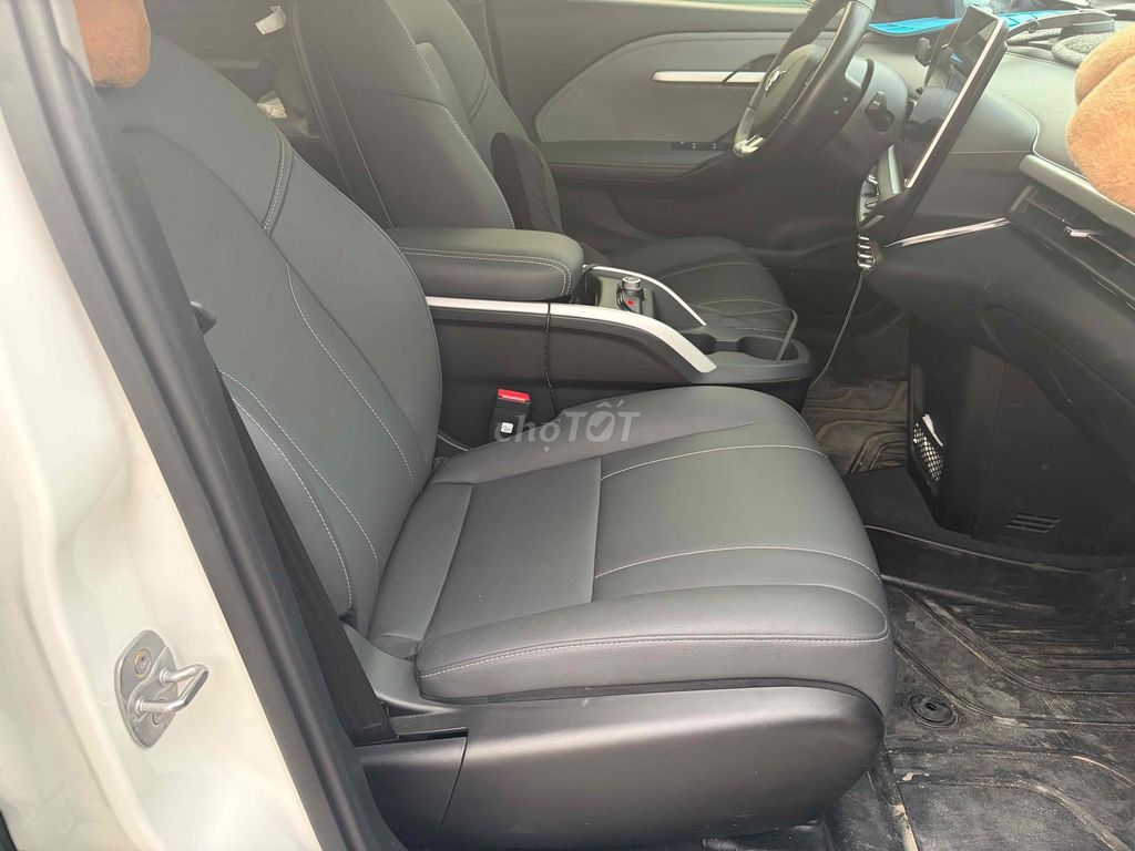 VinFast VF6 2024 S - 14000 km. Mua bán Ô tô tại Quận 12 Tp Hồ Chí Minh được đăng bởi Thanh Tú hình 10