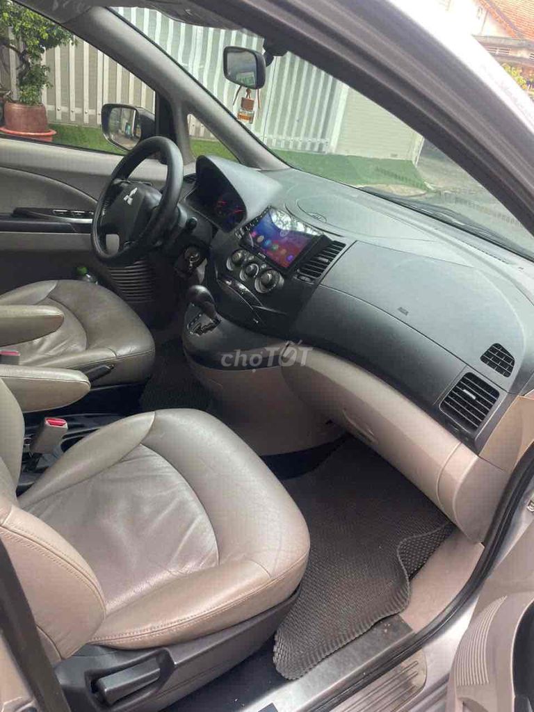 Mitsubishi Grandis 2006 2.4 AT - 108668 km. Mua bán Ô tô tại Huyện Hóc Môn Tp Hồ Chí Minh được đăng bởi Nguyễn Cao Kỳ hình 3