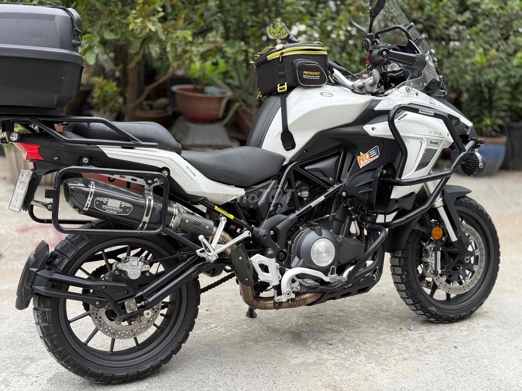 Бенелли TRK502 2019, белый, 32000 км