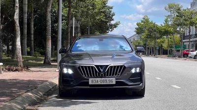 VinFast Lux A2.0 2019 Premium 2.0 AT - 77000 km. Mua bán Ô tô tại Quận Thanh Xuân Hà Nội được đăng bởi Trần Quang Huy
