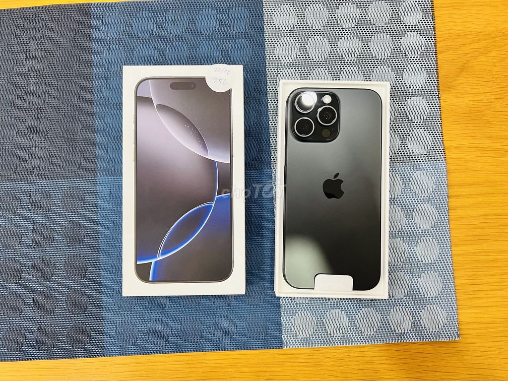 iPhone 16 Pro Max 256Gb Đen Như New TGDĐ