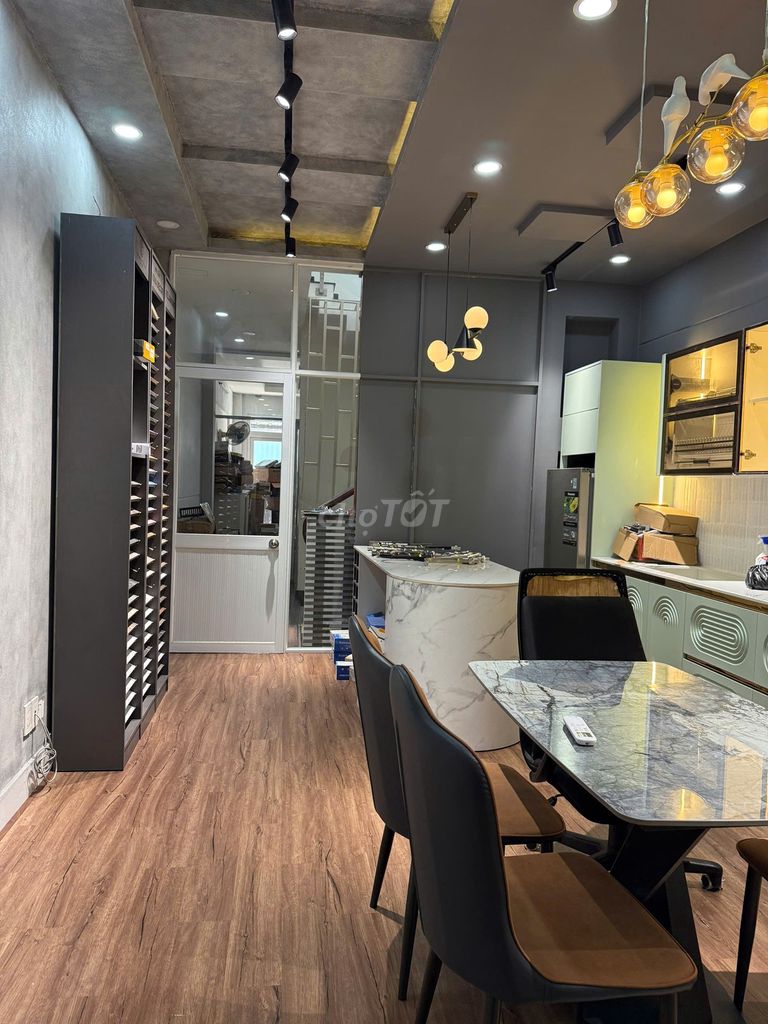 TUYỂN THỢ MỘC, PHỤ MỘC, PHỤ SƠN LÀM TAI HÓC MÔN. Việc làm tại Huyện Hóc Môn Tp Hồ Chí Minh được đăng bởi CÔNG TY TNHH VLXD NOVA hình 2