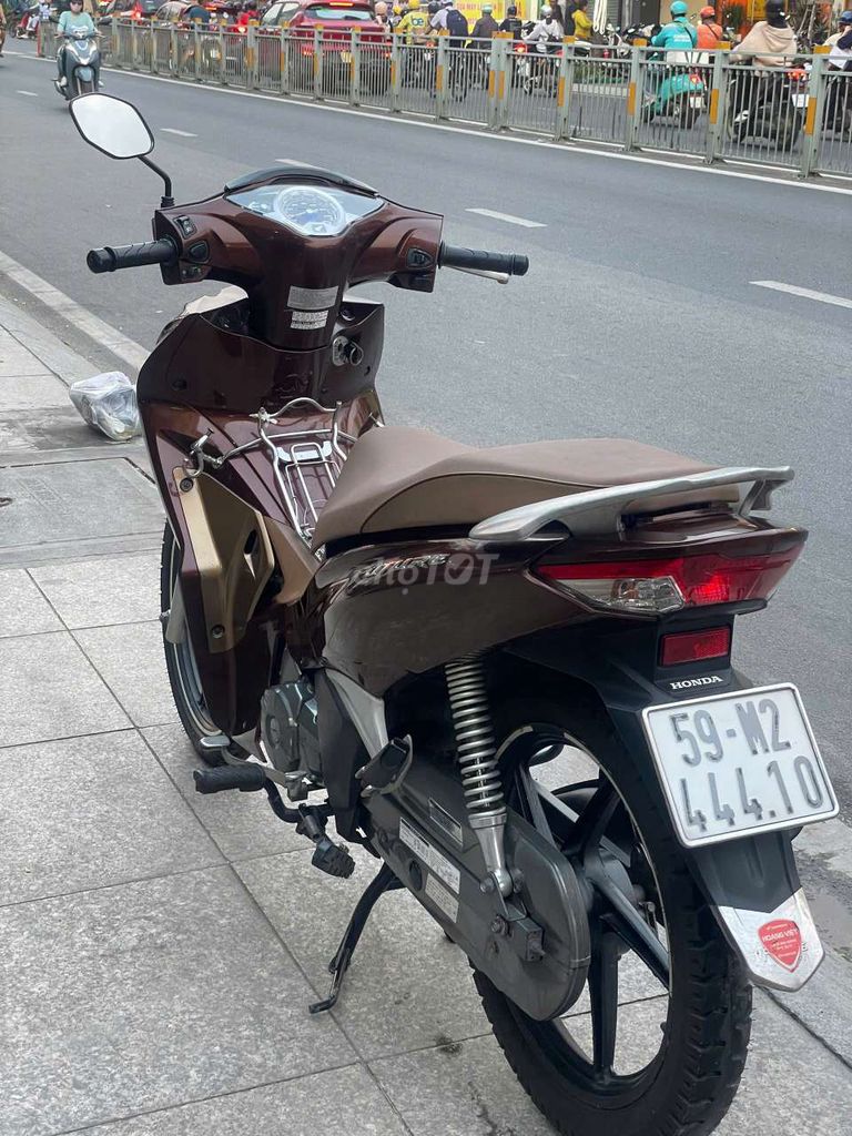 Honda future led Fi 2021 mới 90% Bstp chính chủ. Mua bán Xe máy tại Quận Tân Phú Tp Hồ Chí Minh được đăng bởi Tuanduy hình 7