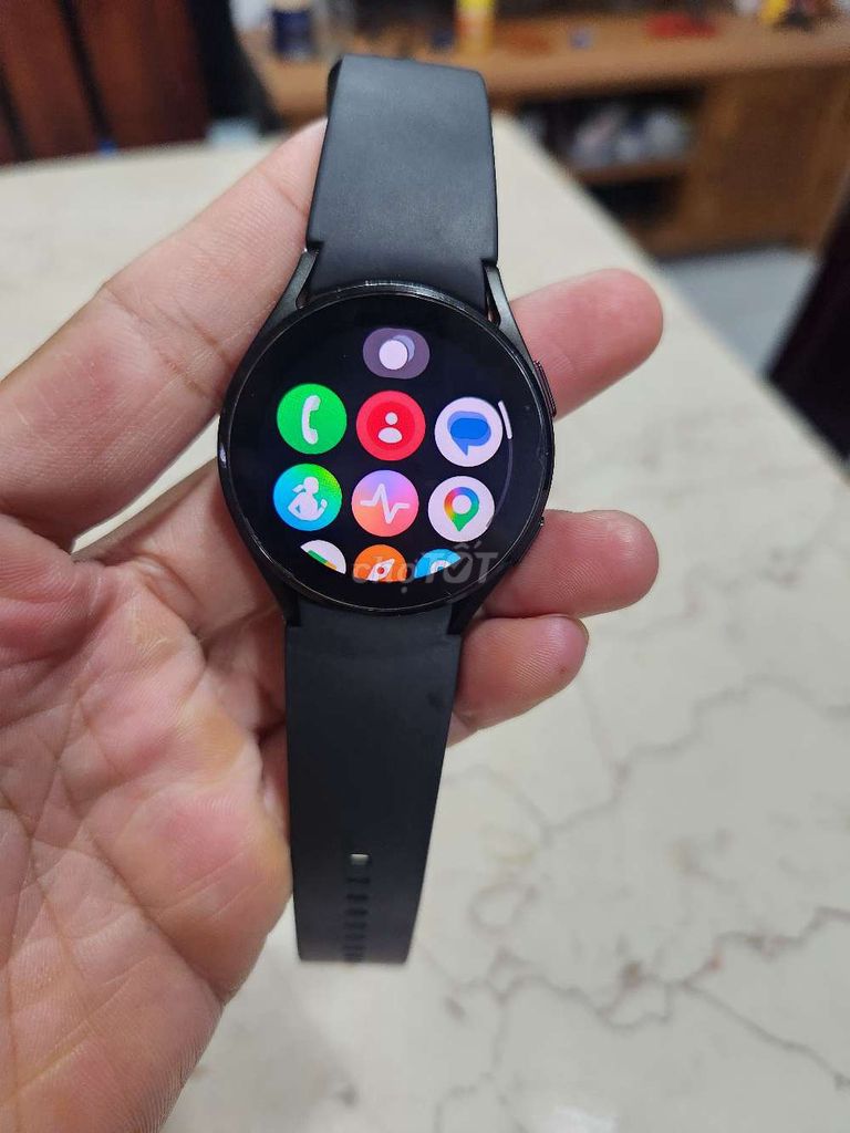 Samsung Galaxy Watch 4 Đen 40mm. Mua bán Thiết bị đeo thông minh tại Quận 4 Tp Hồ Chí Minh được đăng bởi Hồng Công hình 1