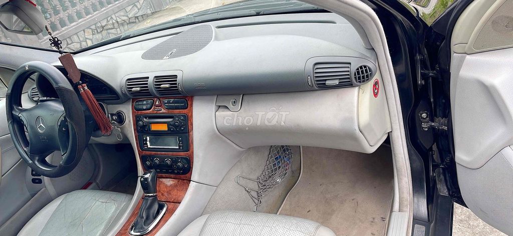 Mercedes Benz C Class 2004 C180K Classic  - 150000. Mua bán Ô tô tại Quận Ninh Kiều Cần Thơ được đăng bởi nguyen van tai hình 17