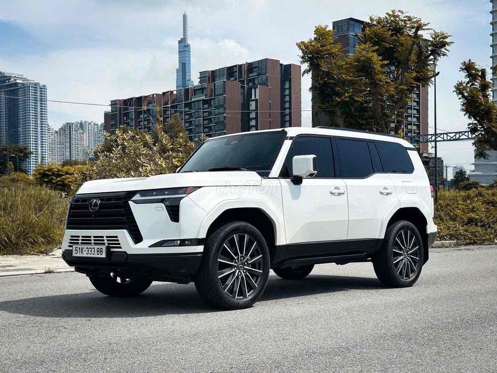 Lexus GX 2024 GX 550 - 10000 km. Mua bán Ô tô tại Thành phố Thủ Đức Tp Hồ Chí Minh được đăng bởi Kay Lê hình 1