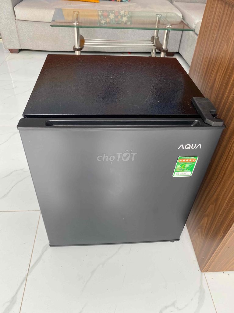 Tủ lạnh mini Aqua 50L Đen Còn mới nhưng lạnh yếu. Mua bán Tủ lạnh tại Huyện Long Điền Bà Rịa - Vũng Tàu được đăng bởi Hải hình 1