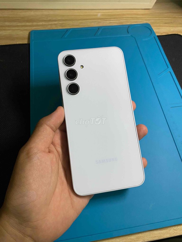 Samsung A35 5G 8/128GB Đẹp 99%. Mua bán Điện thoại tại Quận Ninh Kiều Cần Thơ được đăng bởi Ty Xperia hình 1