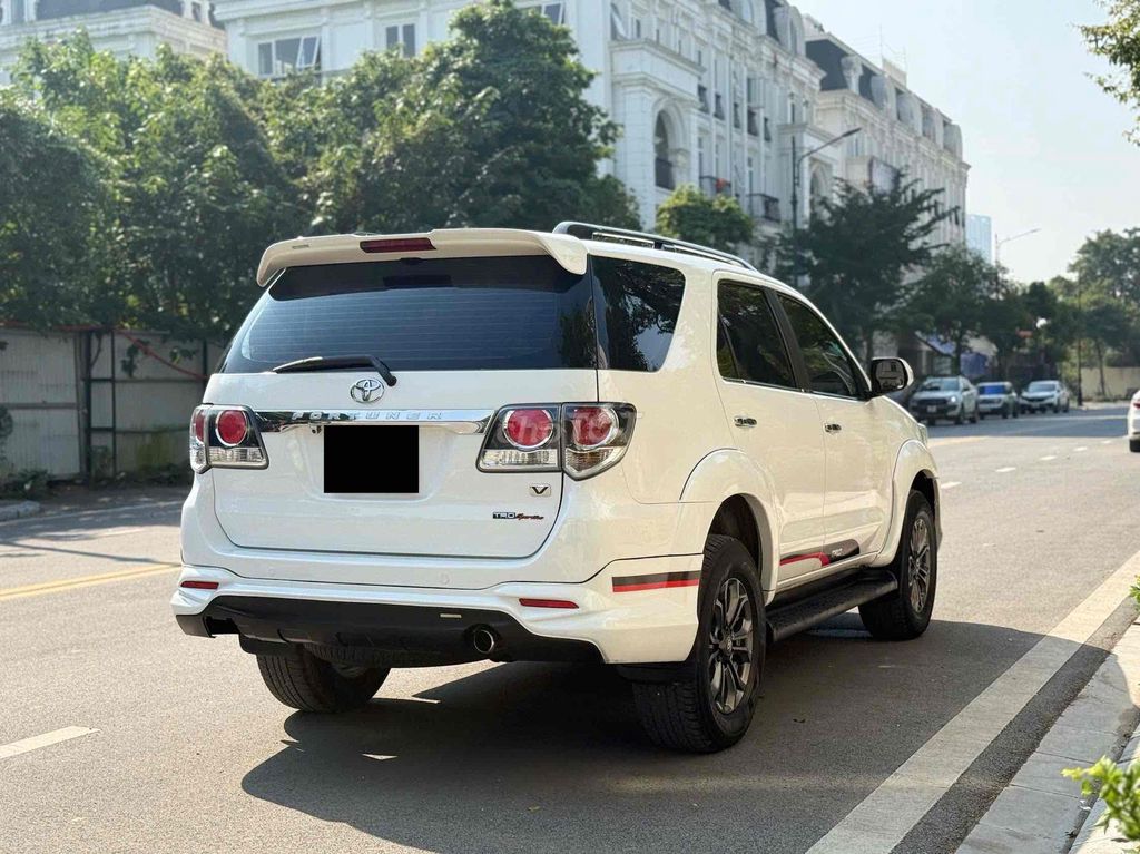 Toyota Fortuner 2016 2.7V TRD 4x2 - 110000 km. Mua bán Ô tô tại Quận Cầu Giấy Hà Nội được đăng bởi Tien Thanh hình 5
