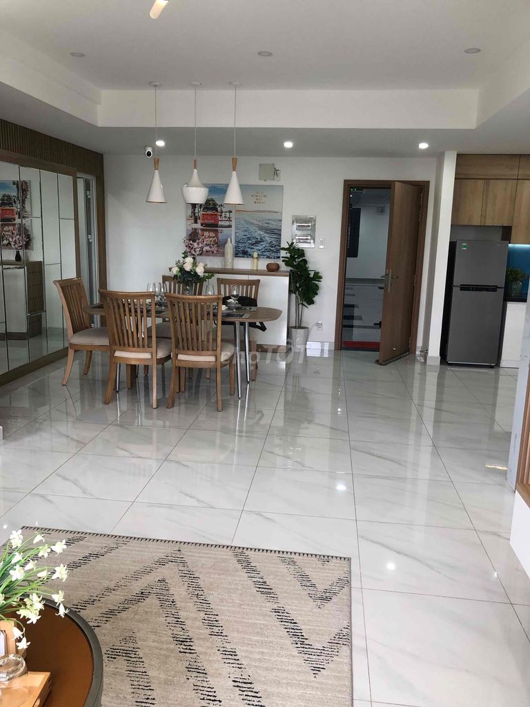 CH 2pn2wc CAO CẤP 85m, giá chỉ 27 triệu/m, Giáp quận 1, SHR LÂU DÀI