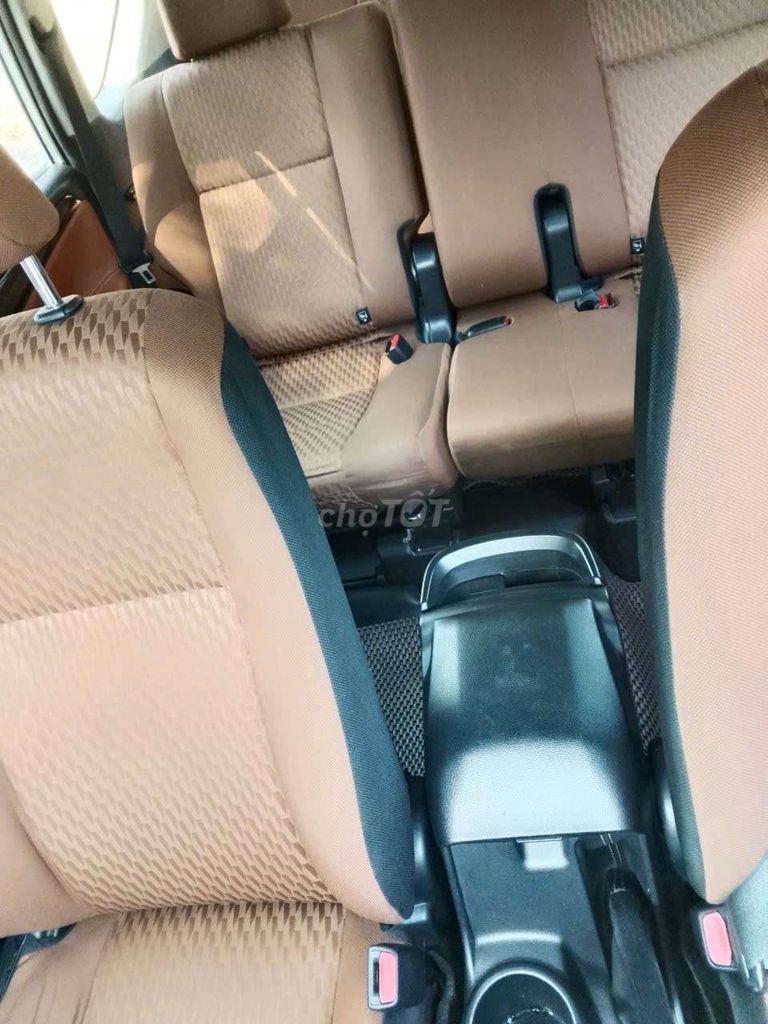 Toyota Innova G 2019 белый 90000 км