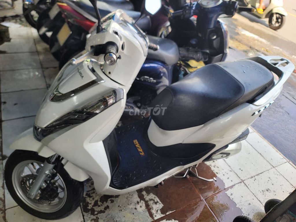 Honda Lead 4 val 2022 Trắng 33.000 km