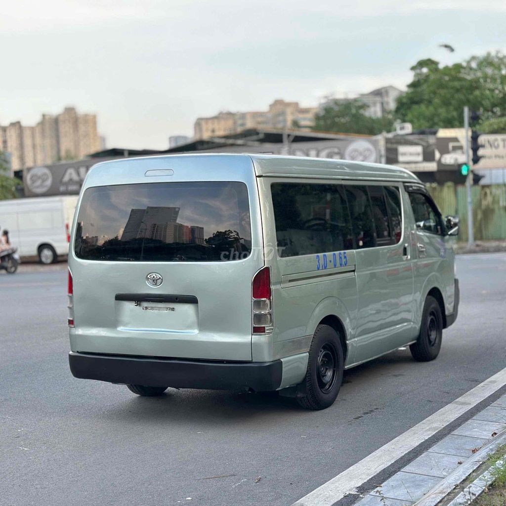 Toyota Hiace 2007 tải trọng 800kg 6 chỗ ngồi. Mua bán Ô tô tại Quận Bắc Từ Liêm Hà Nội được đăng bởi Tô Văn Tiến hình 3